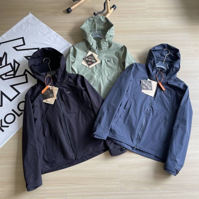 主图520 高品牛货可隆 Kolon Sport 秋款三色户外休闲外套防风水透气轻量硬壳冲锋衣 男女同款 1柜款夹克 新款在售3900+ 高品质 ，科技面料 防