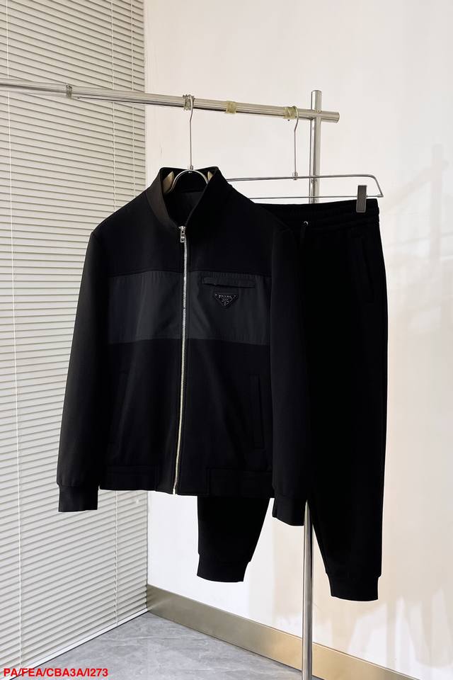 P650 I273 Pa普拉达 一套 可分开出售套装衣服秋冬最新品套装-专柜同步有售，原单狠货休闲时尚套装，上身很有特点！吸睛而有亮点，进口高密度聚酯纤维面料，