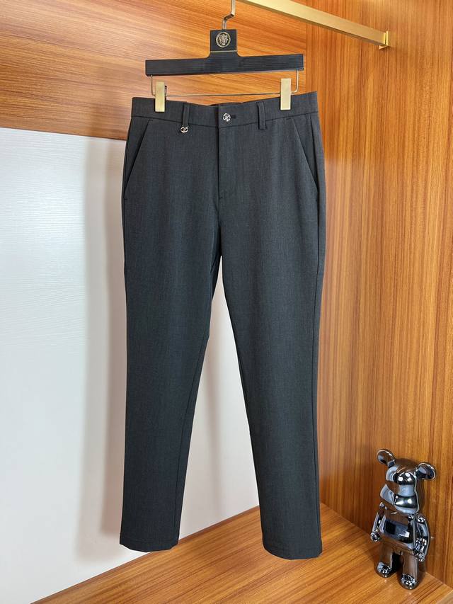 P260 Lv 路易威登 2025春夏新品 三标齐全 西裤 休闲裤 好货不用过多介绍 看细节 专柜码数：29-38 175 140上身32码
