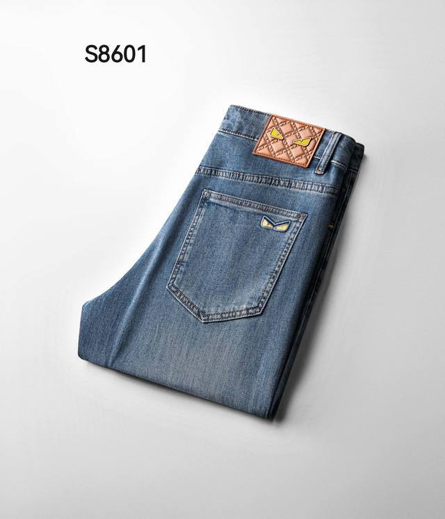 P290 春夏新款 New For Summer ；弹力棉面料，柔软舒适 款号：S8601 码数：30-38 版型：微垮