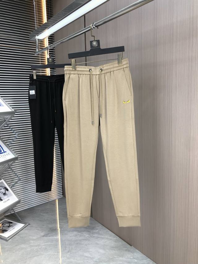 P250 Fendi 芬迪公司高级订单订制高品质时尚户外休闲裤。2025春夏新品！超级百搭款。独家定制面料，手感细腻柔软，贴身舒适，上身超有型！原版定制专柜最新
