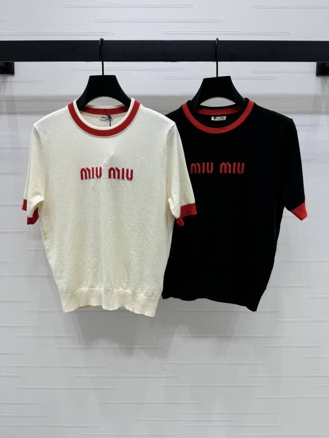 P280顶级原单配包装Miumi* 20250225春夏最新系列！撞色字母针织短袖！定制进口针织材质 质感高级 舒适柔软 圆领针织剪裁 胸前经典Logo 彰显高