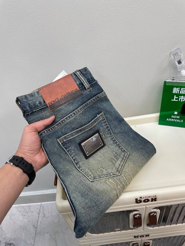 P310。 Dg杜嘉班那 & 505 重磅爆款新品牛仔裤 奢华感25 Ss官网专柜1.2W大洋新品热销 原版复刻Dg皮牌 重磅强烈推荐 复杂工艺工艺+洗水外贸品