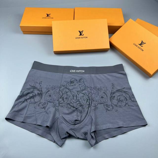 P110 Lv 路易威登 专柜最新款，最新3D滴胶款，绝对的原单品质，全手工切割工艺 专柜订制进口面料。 手感柔软 透气 舒适 有型！ 一点也不紧绷 按照人体工