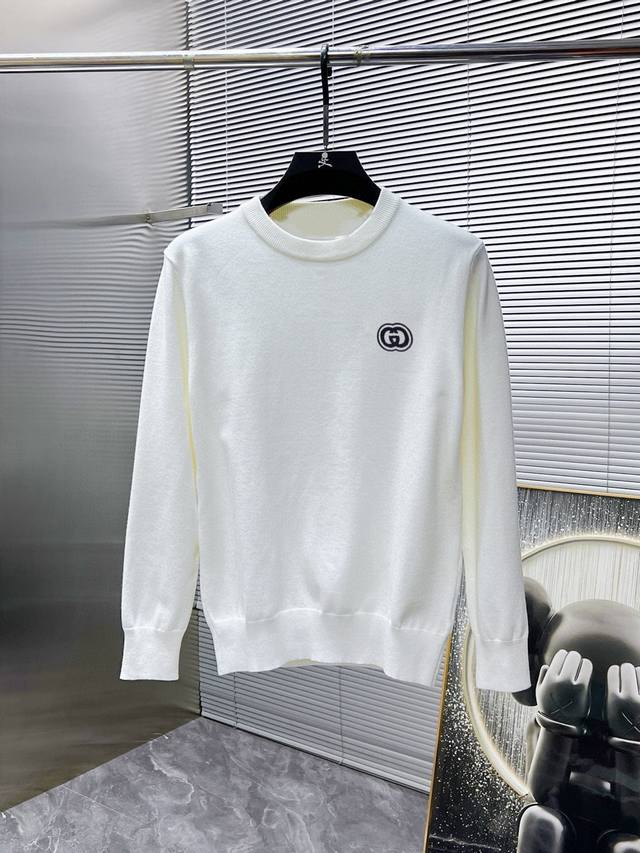 可支持年后退换 P160 古奇 Ss秋冬新品时尚休闲打底单穿圆领商务休闲基础高档精纺羊毛毛衣 舒适保暖！抗起球不刺激皮肤，可贴身穿，奢华经典元素设计！没有过多复