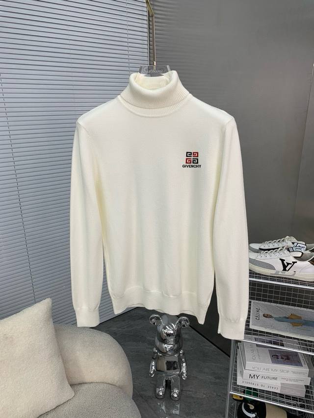 可支持年后退换 P160 秋冬新款长袖高领毛衣 颜色：黑色、白色 码数：M～3Xl。 品牌: 纪梵希