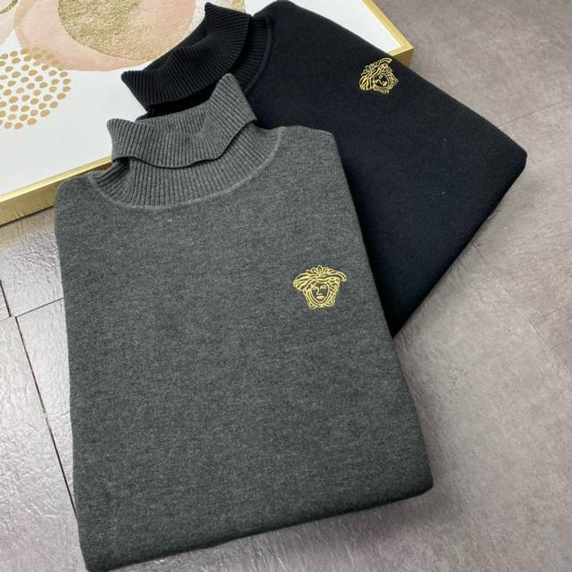 可支持年后退换 P210 加绒 范思哲 24Ss秋冬专柜爆款 高端外贸订单狠货定制 顶级原单冬季时尚男士休闲羊毛衫针织高领加绒加厚毛衣。 加绒加厚 秋冬时尚潮人