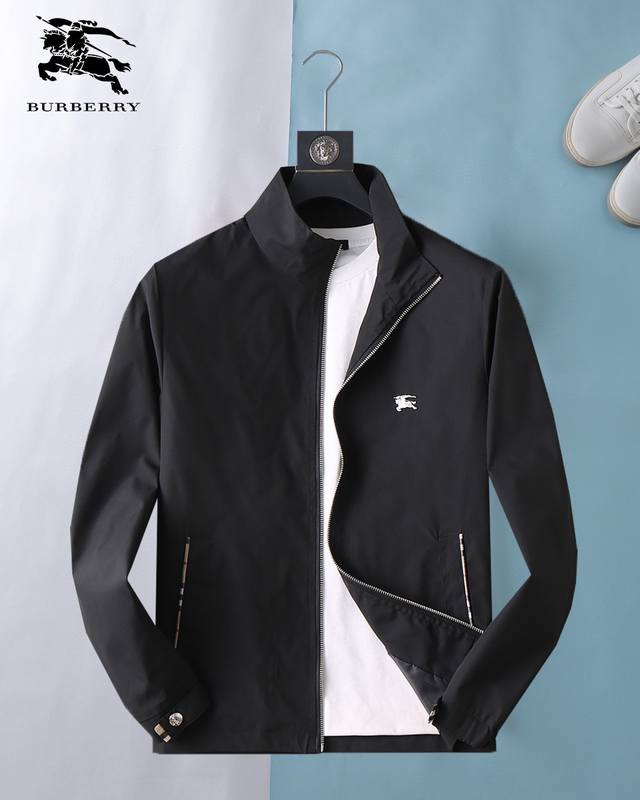 P400 巴宝莉 高端品质 2025春季新品时尚休闲连帽夹克外套，进口原版科技面料，上身舒适透气，胸前精致手工工艺Logo，独特设计欧洲时尚风格，反面数码定位印