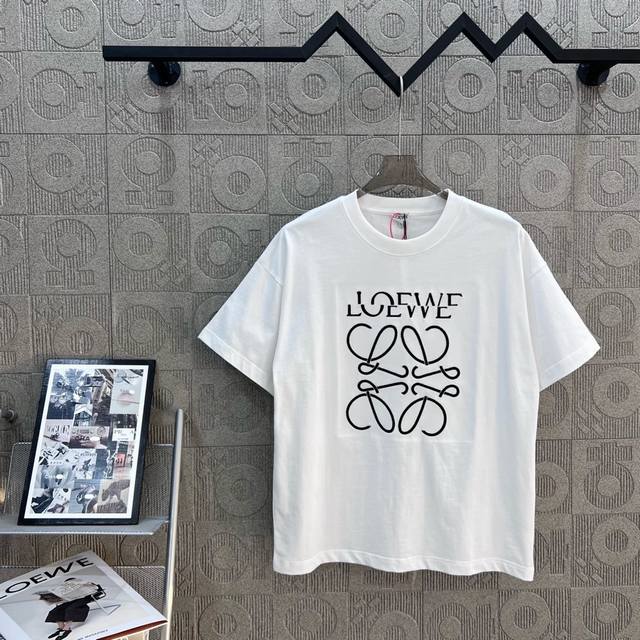 120 Loewe 罗意威 拼色字母分割刺绣大Logo精致升级，灵感源自八十年代复古 原版面料 官方同款 定制260克同缸染面料 手感非常舒服 春夏最新砖柜同步