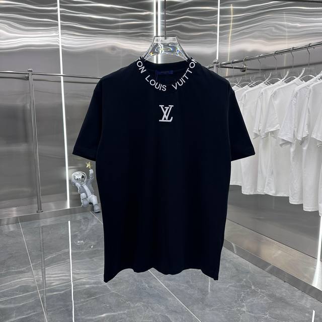 P130 1V 2025春夏新款 领口绣花 经典款式 潮流必备 定制面料 上身超舒服 男女同款 S M L Xl Xxl 五个码 黑色 白色