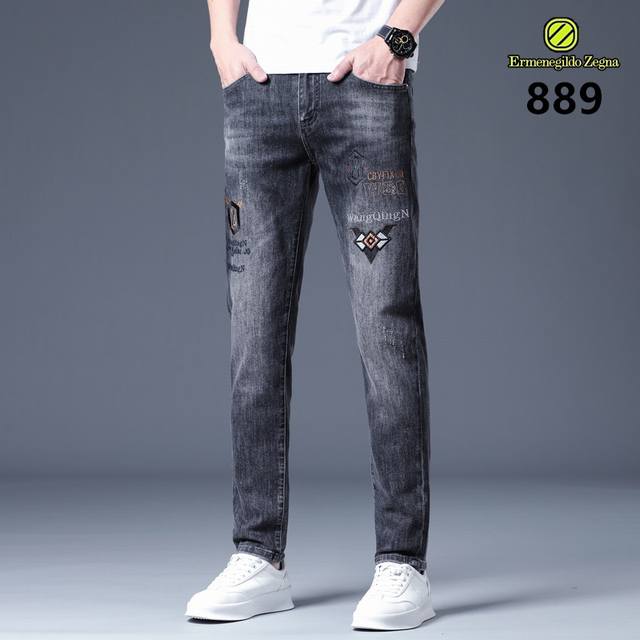 #Tang P160 杰尼亚2025年春季最新品牛仔裤出入专卖店无压力 专柜热销款 品味与价值共享 身穿着非常舒适 低调不失奢华 穿出去非常有档次,裤型款式和裁