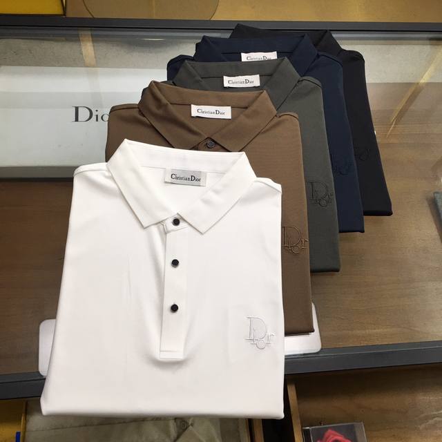 新品 P220 Dio...R... 高端Polo 2025Ss春夏新品 Go 时尚休闲翻领T恤，甄选优质天丝凉爽面料，无痕切割工艺，胸前密针精致Logo设计标