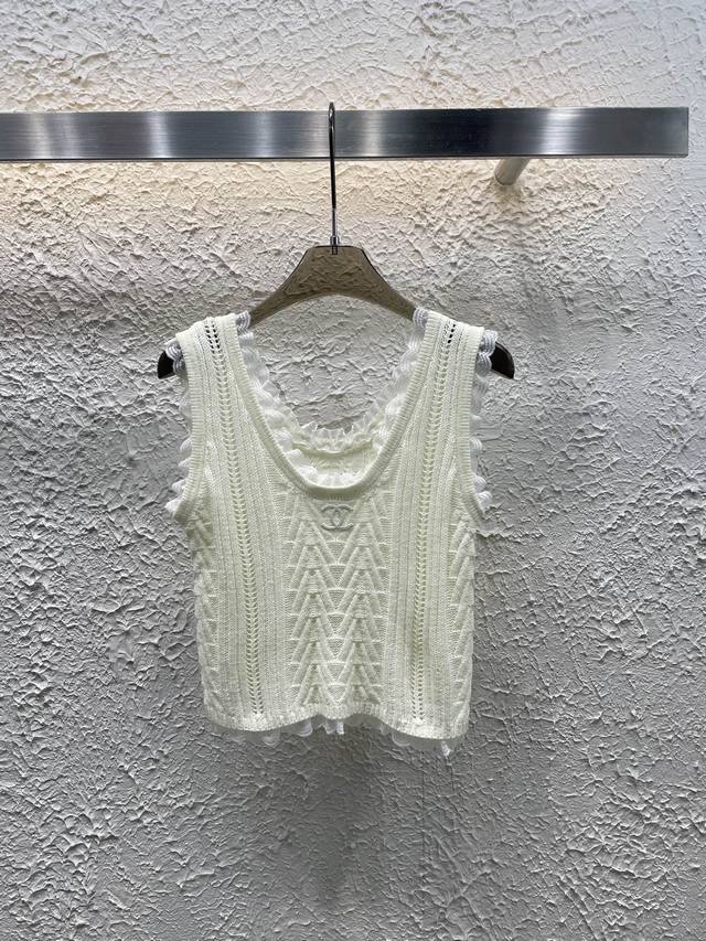 Qx. P210 Chane 25春季新品蕾丝拼接针织背心