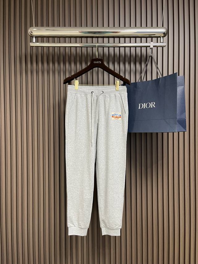 P230Gucci 2025Ss早春字母标识刺绣毛圈棉卫裤，25早春运动速脚，舒适透气的毛圈棉。上身利用率超高的情侣款单品，休闲时髦兼具运动风格，厚落适中。春秋