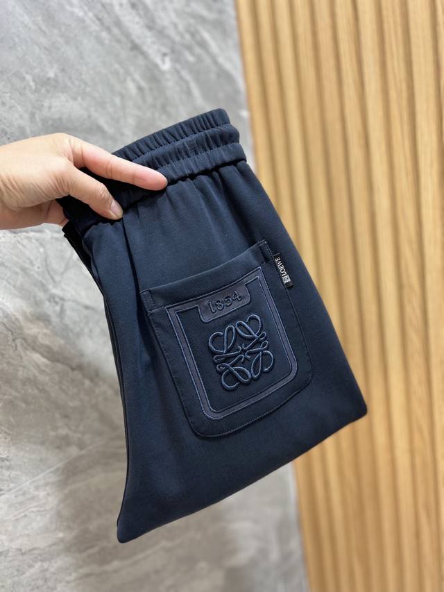 P220Loewe 罗意威 2025春夏新品 三标齐全 休闲裤 好货不用过多介绍 看细节 专柜码数：M-3Xl 175 140上身L
