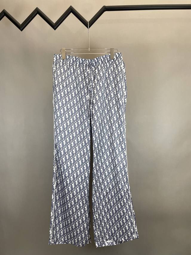 P270 Dior 迪奥 2025Ss 白蓝色满印Logo长裤 白色和蓝色桑蚕丝斜纹面料 Oblique 印花 100% 桑蚕丝 意大利制造 尺码：46 48