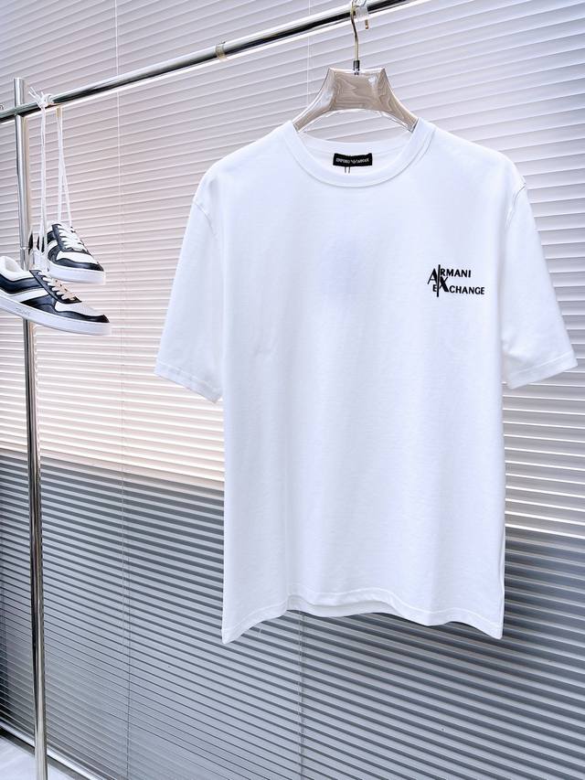 P200 Armani 阿玛尼 春夏新品 三标齐全 圆领短袖T恤 好货不用过多介绍 看细节 专柜码数：M-Xxl 175 140建议M 宽松版型 最大穿200斤
