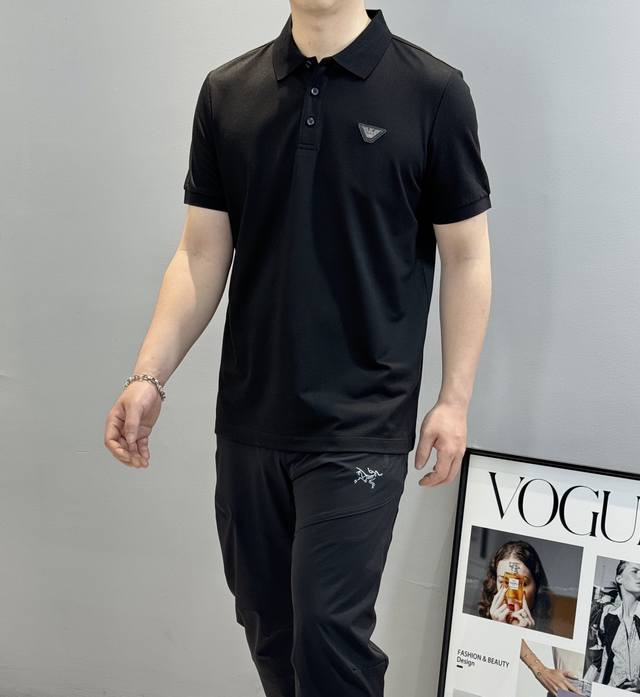 240 无敌推送。。Arman*阿玛尼25S春夏男士Polo..常青树款式！成衣定织丝光珠地棉面料，定织定染 胸前飞鹰标签.订制皮标.内领定制定织.配色轻熟简约