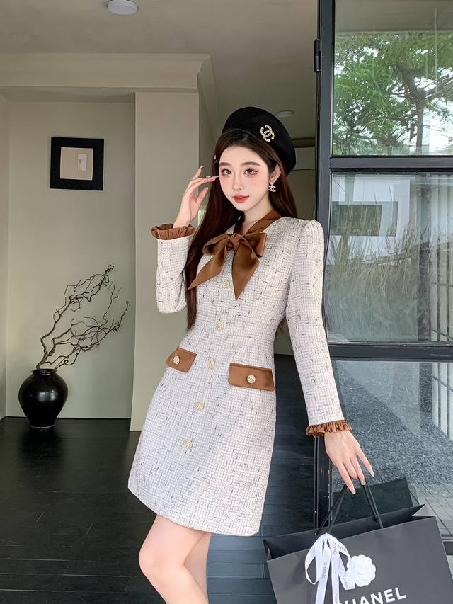 P310 连衣裙 实拍经典简约名媛气质连衣裙 时尚舒适不挑人，上身美美美~大爆款， Sml X L 面料：粗纺 S码胸围88肩宽37袖长58腰围72裙长90 每