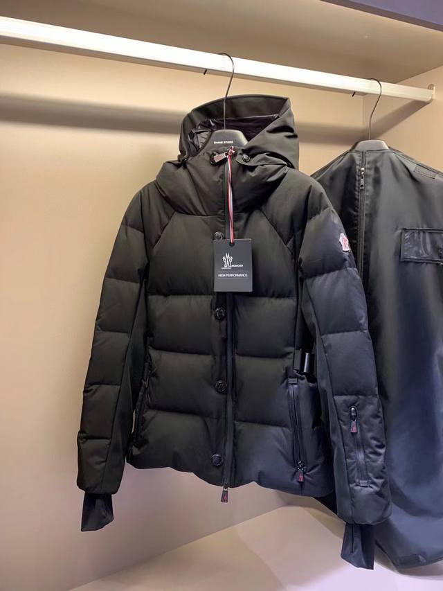 P730 超级拉风的骑行服质量无敌好 填充90白鸭绒重点版型巨显瘦，你们最爱的性价比超高的一款 Ml: M 胸围86 衣长62.5 袖长67