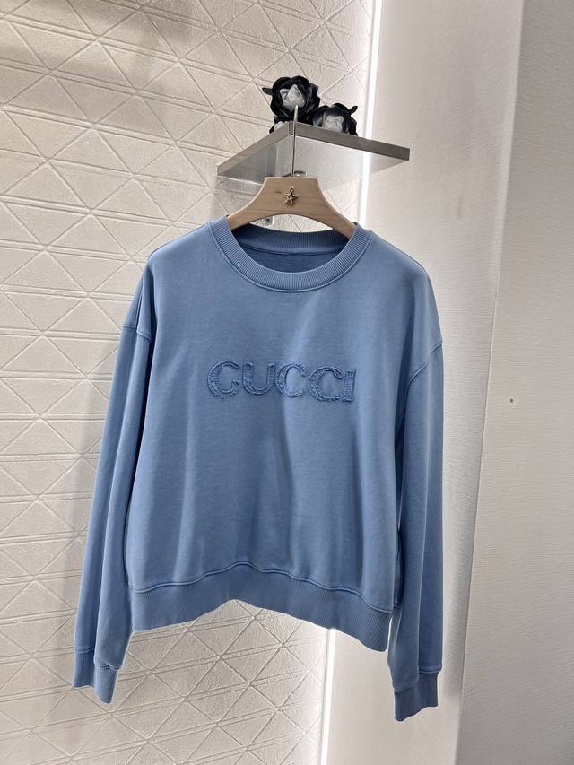 P460Gucc*2025新品上架 圆领卫衣短裤套装 定制Yb原生全棉材质 舒适软糯 穿搭洋气 落肩套头廓形卫衣剪裁 袖口下摆螺纹包边细节 营造出精致协调的氛围