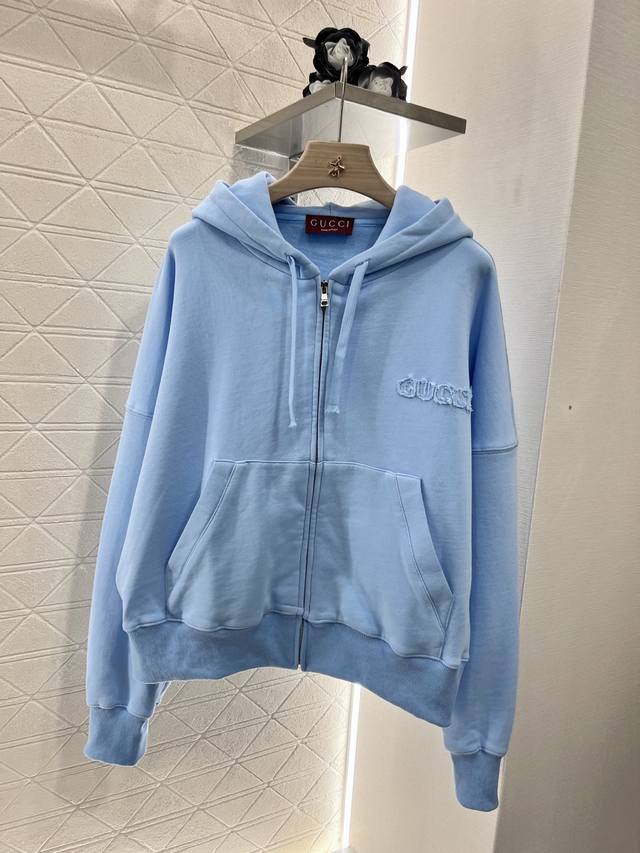 P350Gucc*2025新品上架 连帽拉链外套 定制Yb原生全棉材质 舒适软糯 穿搭洋气 连帽拉链外套版型 拉链抽绳处理 袖口下摆精致弹力螺纹包边 同色系风格