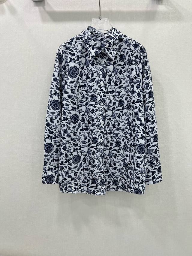 P290Louis Vuittin*25早春新款系列款经典印花衬衣 可当防晒可当外塔 功能多元化 直喷过浸印满身印花Monogram 轻薄舒适 清凉休闲 质感超