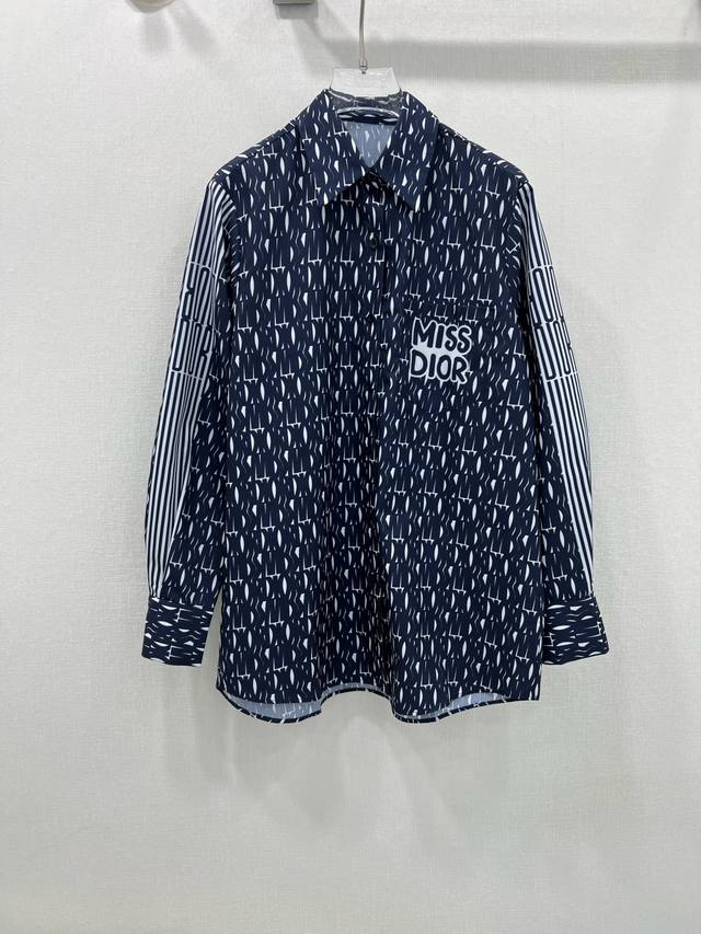 P300Dio*25早春新款新款衬衣 满幅Miss Dio*字母印花长袖衬衫 客供进口面料，手感柔软细腻有质感，上身舒适透气，质感非常好可以直接当衬衫穿也可以当