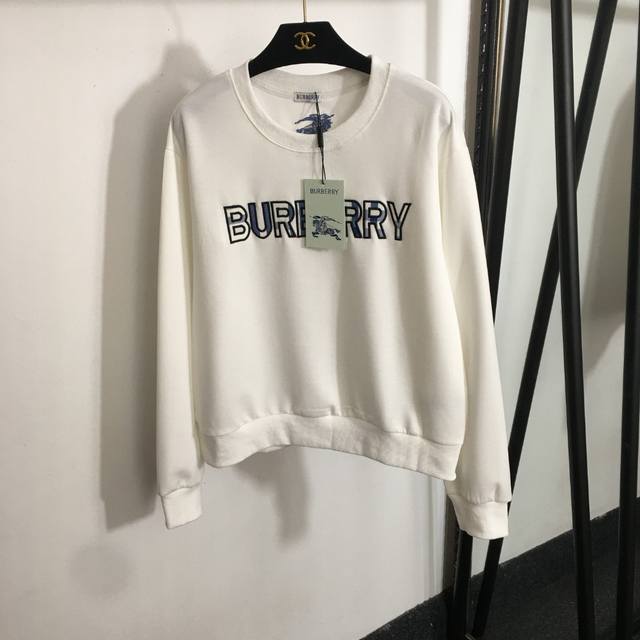 P160款号20250632 Burberr*新款 战马骑士Logo刺绣套头长袖卫衣，白色，黑色，Sml， M码；肩宽48，胸围108，袖长59，衣长59