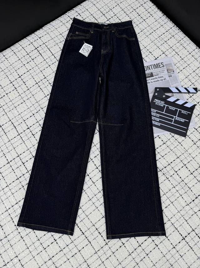P260Loew*25新款 廓形弯刀剪裁牛仔裤 狠爱这一条 弯刀剪裁版型真的敲赞 修饰腿型巨藏肉 弯刀+撞色明线设计 搭配各种上衣都不会出错 毫不费力Get到时