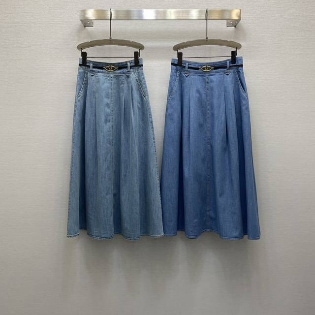 Va*25Ss 气质高腰金属皮扣设计长款牛仔半裙，高级面料，颜色:图片2色，面料：天丝牛仔棉面料 Smlxl P310