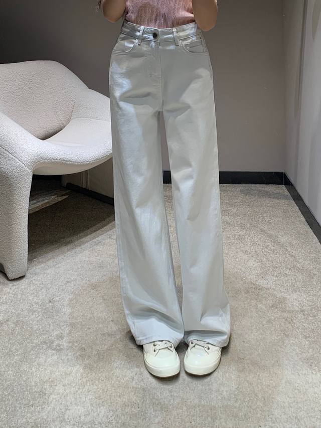 P280 Maison Margiel* 25Ss春夏新款 白色直筒牛仔裤丨独家高版出品！这条牛仔裤绝对是今年必入的款版型直接可以封神！上身绝对王炸牛仔裤！高腰