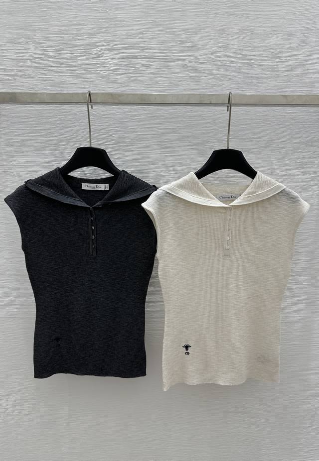 P270D家 早春新款 纽扣连帽刺绣针织背心 颜色：杏色 黑色 尺码：36.38.40