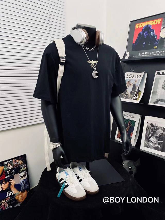 120包邮 boy London25天使之翼翅膀烫金情侣短袖Tee男女同款 超高版本 经典图案设计 立体外凸印花 天使环绕翅膀英文Logo吸睛有型！面料由品牌面