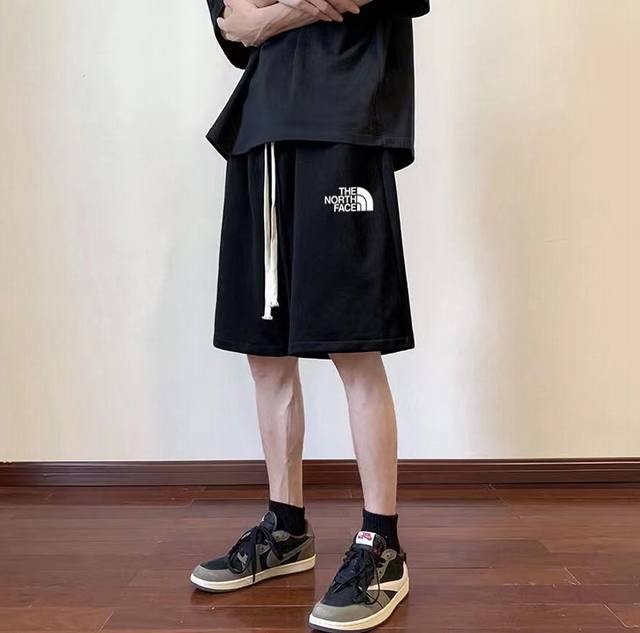100 the North Face 北面夏季毛圈运动宽松短裤 官网发售｜兼运动与潮流｜超百搭 甄选新疆21支300G新疆华棉面料/最大的优点就是柔软轻薄透气
