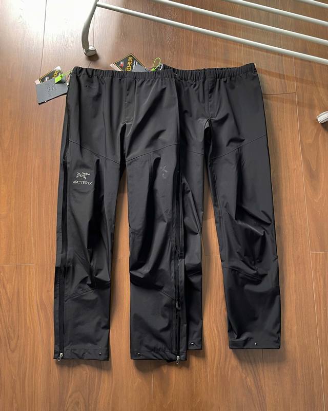 主图250 硬壳神裤Arc'teryx / 始祖鸟Beta Pants防水Gtx硬壳全拉链防水冲锋裤30116 -始祖鸟的火爆程度不必多说，从专业的户外登山硬壳