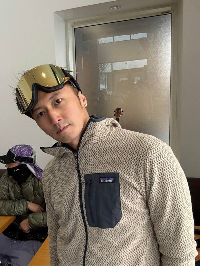 p170 【纯原臻品 原厂跟单】 patagonia巴塔哥尼亚 R1 Air 速干透气抓绒加绒连帽夹克外套 -代工厂跟单出品 ，代购指定版本 原档案原数据开发版
