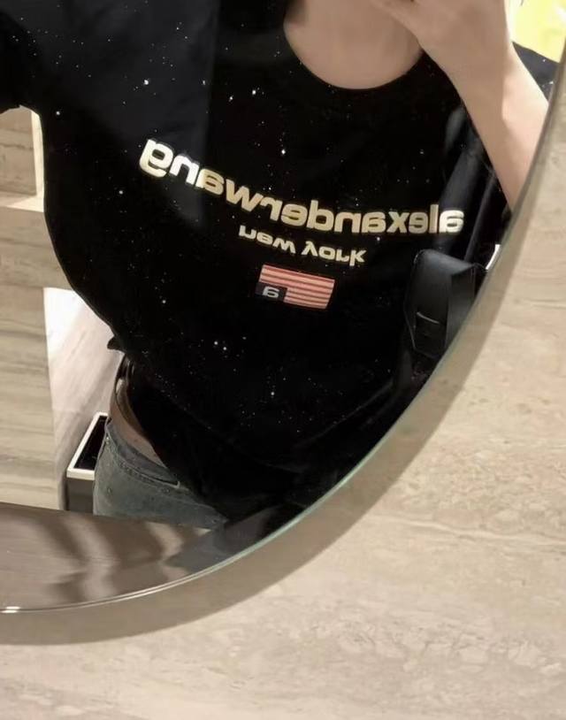 110 Alexanderwang亚历山大王新款国旗刺绣满天星闪闪短袖 aw白富美发光T有品味的大王女孩 超重工的一款T~都不需要特效 闪闪发亮 高级银河棉褪