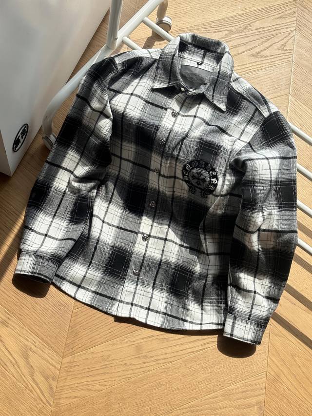 供250 Chrome Hearts克罗心C黑白 格子马蹄衬衫外套顶级版本 男女同款 s~Xl 原版黑白格子条纹面料，特种机对位压线，胸口后背马蹄Logo，手工