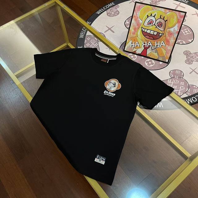 上新，100 evisu福神2025新款男士字母涂鸦T恤短袖 颜色：黑 尺码：S-Xxl s码 肩宽44 胸围96 衣长68 适合身材100-120斤 m码 肩