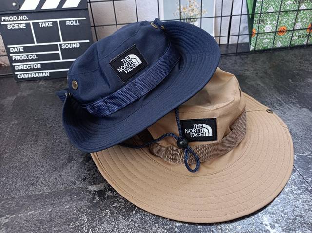 60 The North Face/北面 户外 速干遮阳帽 颜色:藏青/卡其 2024海外版新款 防晒大檐帽 男女情侣款 面料非常透气 不闷头 北面小黑标Log