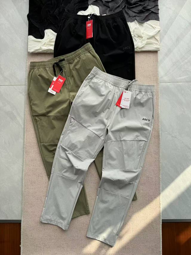 180 原单品质Helly Hansen/Hh海丽汉森25新春男士城市户外舒适轻薄梭织长裤 H海丽汉森高定系列夏季功能性凉感休闲裤！ 户外休闲款，小直筒造型！款