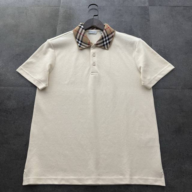180 burbberry巴宝莉2025新款小标绣花Polo衫 原版面料高版本高品质 网红明星同款 290克重珠地棉面料 经典标Bbr格纹衣领工艺 手感非常舒服