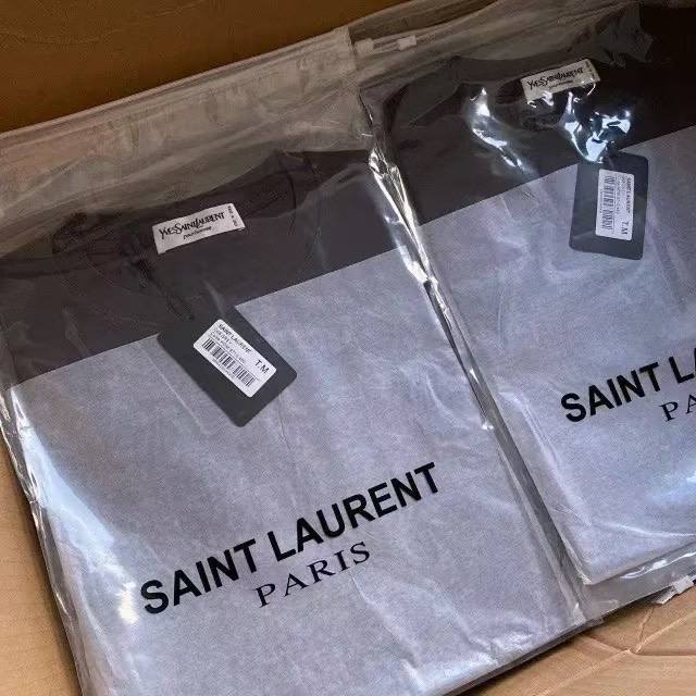 120 一款原单实在难拍的高级灰 扎染T恤 圣罗兰Ysl 小爆款 Ysl经典刺绣 纯棉水洗扎染 高级灰色男女情侣款百搭休闲T恤…… 进口日本东丽公司面料，质感密