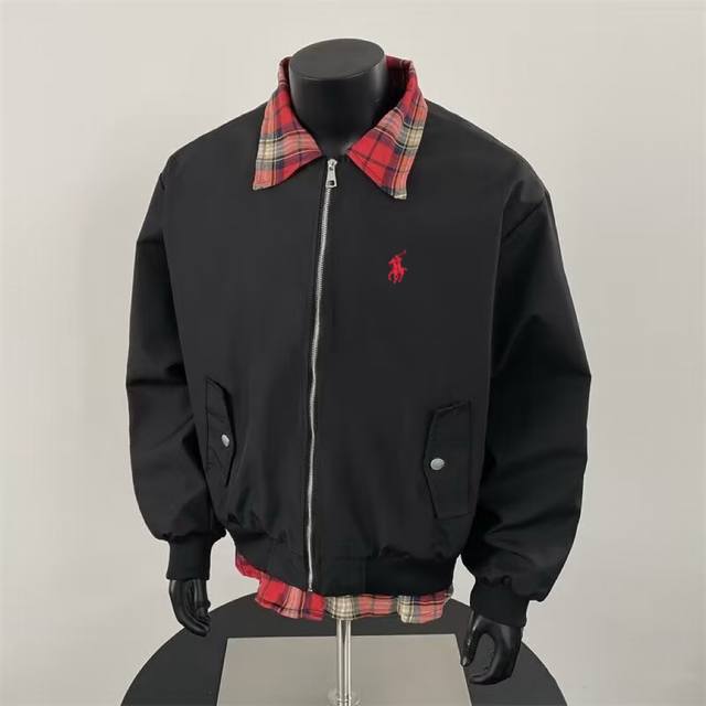 200 ralph Lauren/拉夫劳伦假两件贴布绣飞行服夹克 经典的版型设计，复古防风外套 纽扣式领袢，胸前小马标刺绣标志 弹性袖口松紧带下摆领拉链防风设计