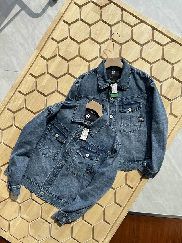 230拿货 g-Star Raw新品Dakota环保丹宁13Oz牛仔男士夹克外套2023冬D23593 高逼格的高品质牛仔夹克外套… 官网售价1710+ 品名：