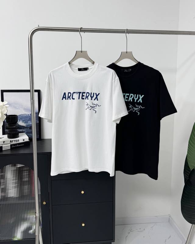 80包邮 arcteryx始祖鸟纯棉时尚简约潮流前后印花短袖 100%区别市面的顶级品质 不偷工减料 原厂辅料三标齐全，面料为客供32支双纱高密度有机纯棉面料，