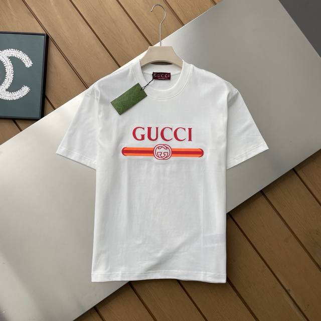 160包邮 ~专柜还原顶级复刻版●Gucci 2025Ss春夏季新款双G字母Logo拼色刺绣 短袖T恤男女同款！ 32支双27克高品质 全精梳棉，工艺：绣花 极