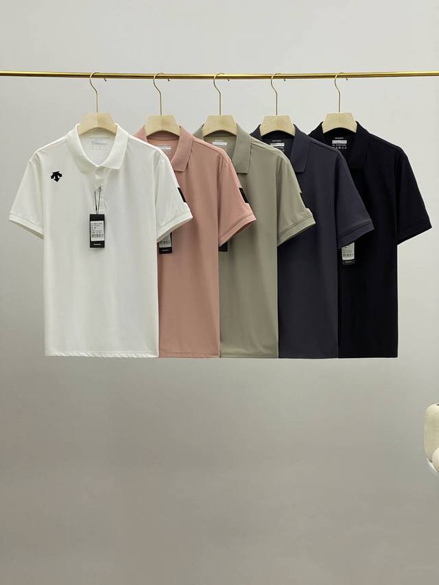 130包邮 迪桑特*Descente*情侣款客订珠地面料透气休闲商务短袖Polo衫！最新黑色立标，妥妥25年最新款！ 客供珠地面料，网孔更加密集！更加透气亲肤！