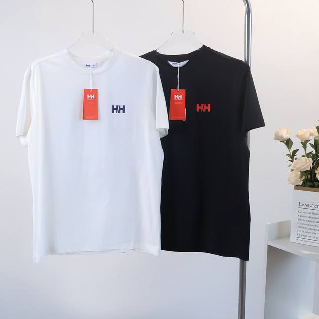 100 Helly Hansen/Hh 25夏新情侣款休闲防晒速干弹力图案印花短袖T恤！！ 一款夏季功能性T恤，主打 **防晒**、**速干** 和 **弹力舒